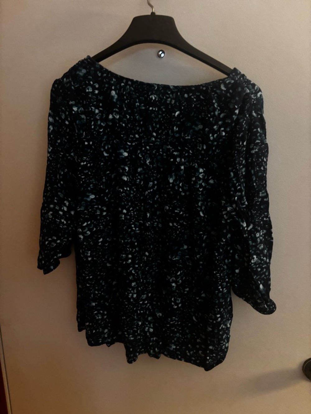 Terra & Sky Women's Navy Blue Patterned Blouse - Picture 2 of 4